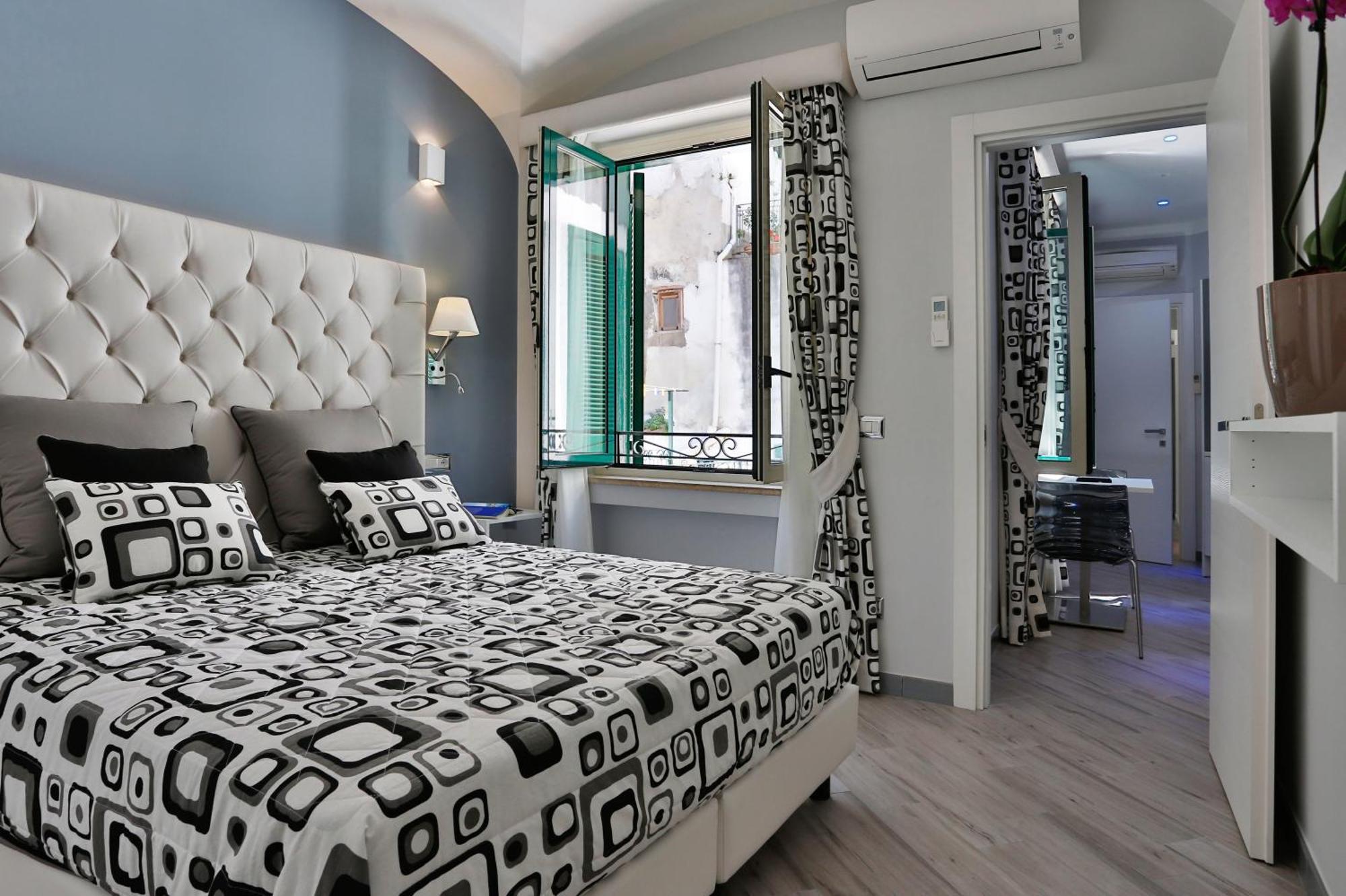Amalfi Apartments Design Centro Storico Eksteriør bilde
